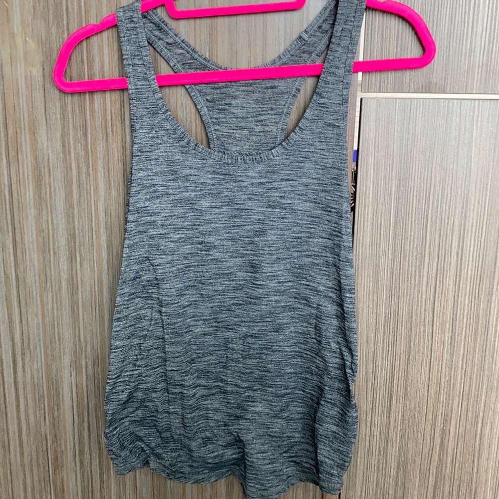 ALL OFFERS ACCEPTED! Lululemon tie tank top